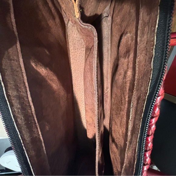 ALEXIS DAVID Tooled Leather Hand Shoulder Bag Deep Red Interior Pocket Floral - Picture 11 of 15